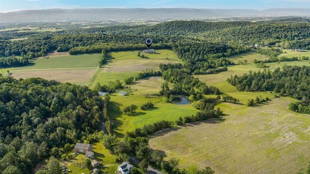 368 Ridge Hollow RD, Edinburg, VA 22824