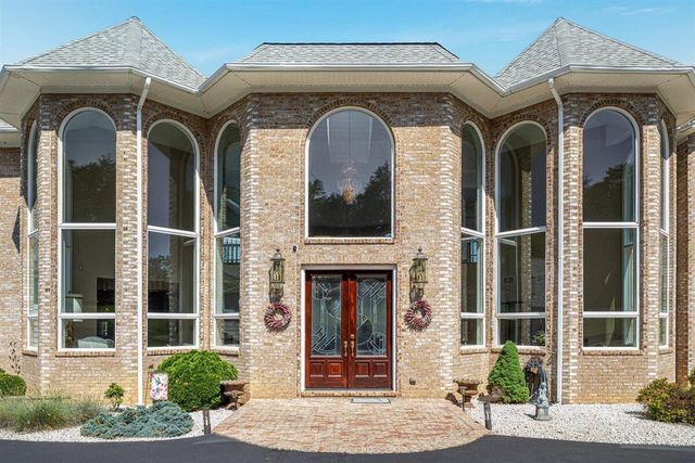 368 Ridge Hollow RD, Edinburg, VA 22824
