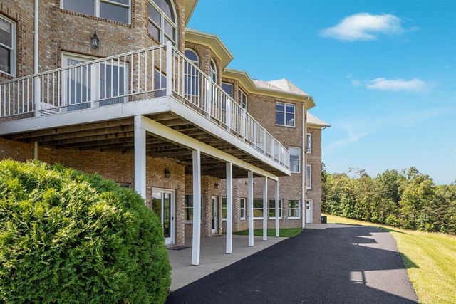 368 Ridge Hollow RD, Edinburg, VA 22824