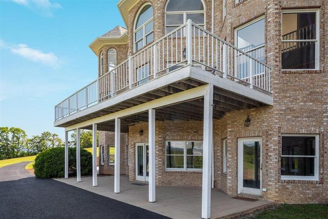 368 Ridge Hollow RD, Edinburg, VA 22824
