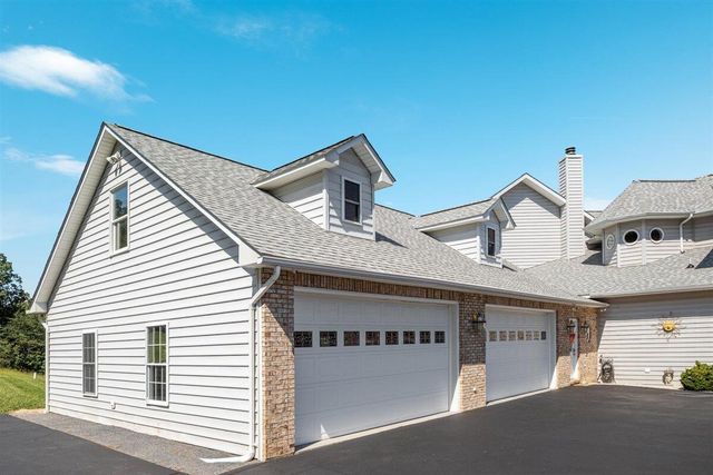 368 Ridge Hollow RD, Edinburg, VA 22824