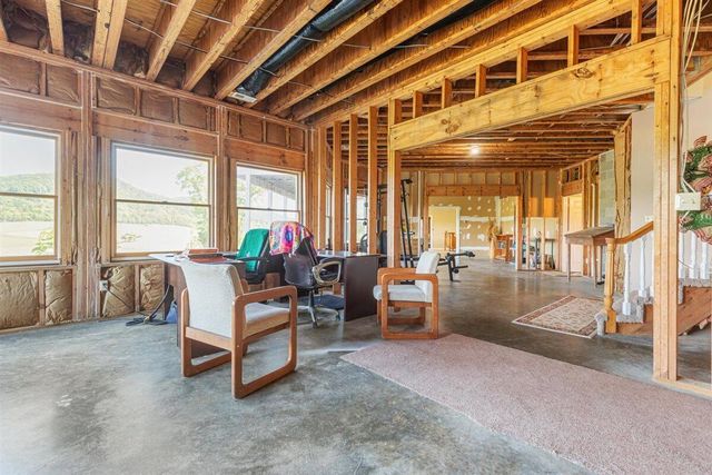 368 Ridge Hollow RD, Edinburg, VA 22824