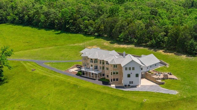 368 Ridge Hollow RD, Edinburg, VA 22824