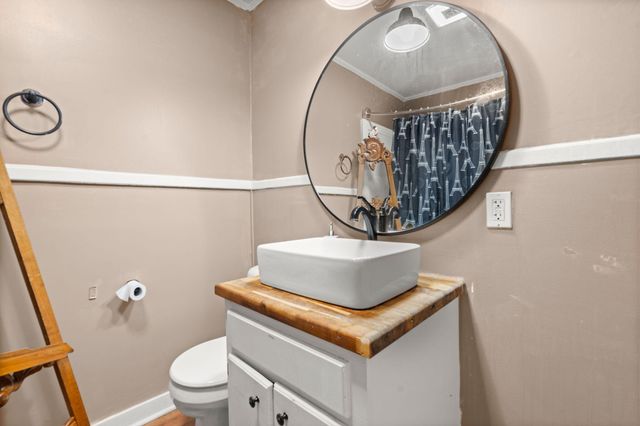 305 Forest Circle, Walterboro, SC 29488