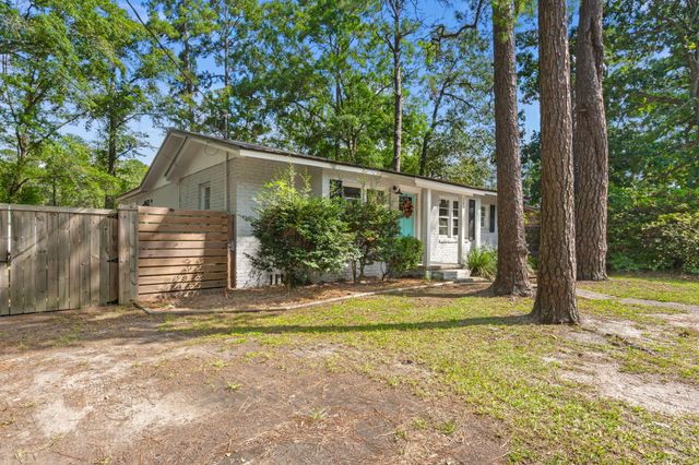 305 Forest Circle, Walterboro, SC 29488