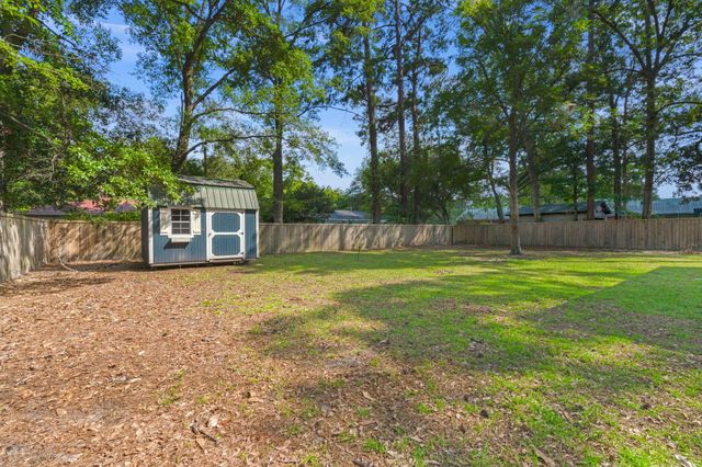 305 Forest Circle, Walterboro, SC 29488