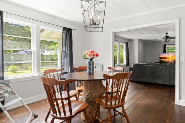 305 Forest Circle, Walterboro, SC 29488
