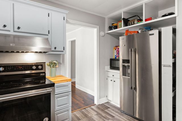 305 Forest Circle, Walterboro, SC 29488