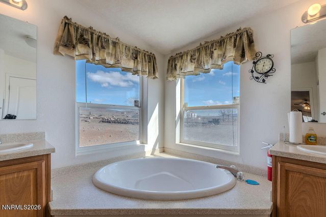 4595 Hackamore Lane, Stagecoach, NV 89429