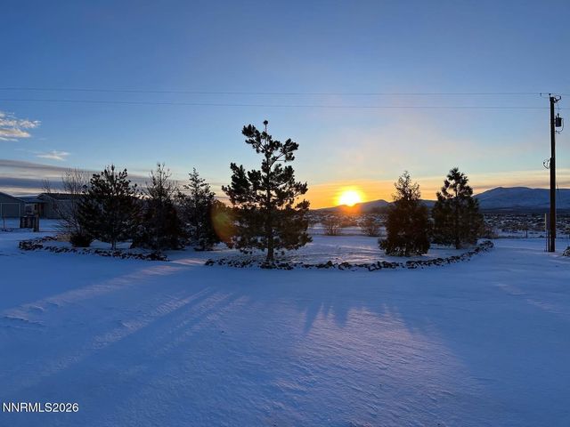 4595 Hackamore Lane, Stagecoach, NV 89429