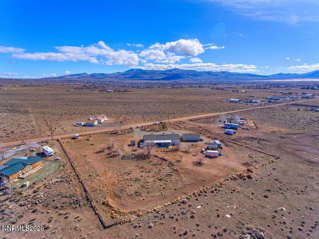 4595 Hackamore Lane, Stagecoach, NV 89429