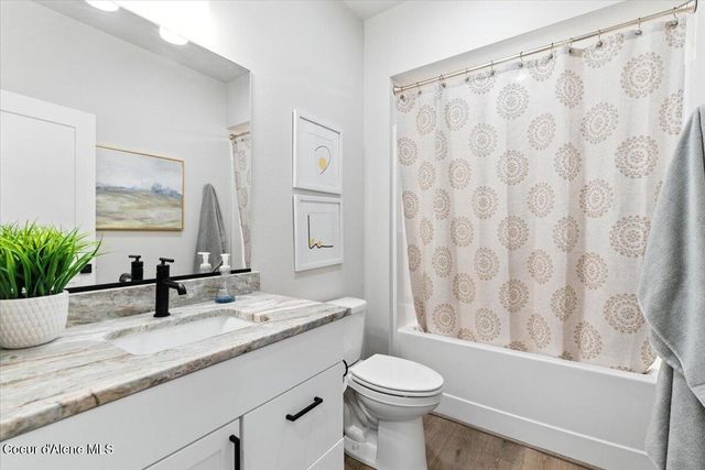 6715 N Alecat St, Coeur D'alene, ID 83815