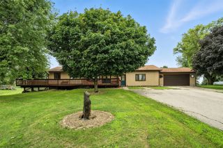 3704 Cynthia Lane, Fairfax, IA 52228
