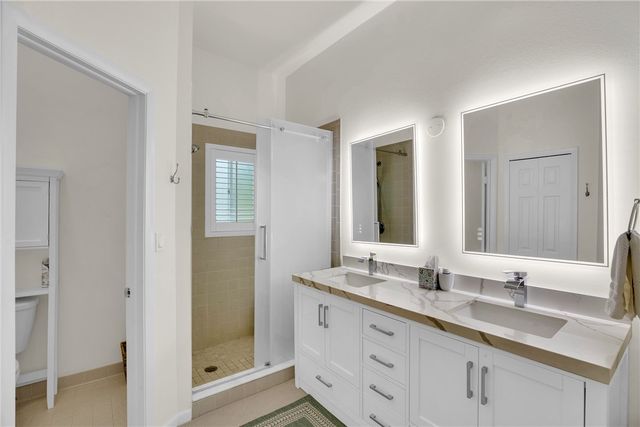 1315 Winding Oaks Circle E 905, Vero Beach, FL 32963