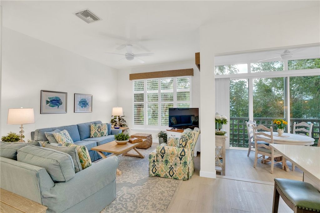 1315 Winding Oaks Circle E 905, Vero Beach, FL 32963