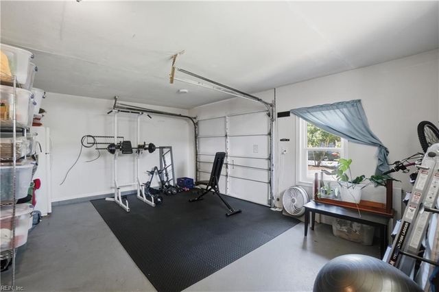 417 Pallets RD, Virginia Beach, VA 23454