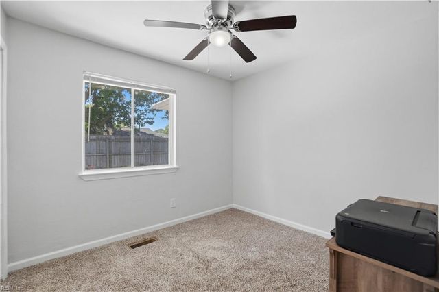 417 Pallets RD, Virginia Beach, VA 23454