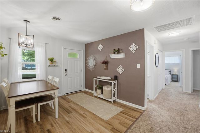 417 Pallets RD, Virginia Beach, VA 23454