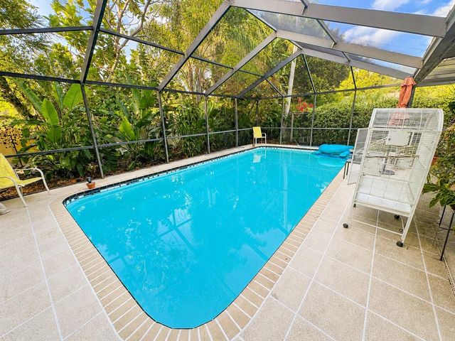 1671 CASTLEWOOD LANE, Palm Harbor, FL 34683