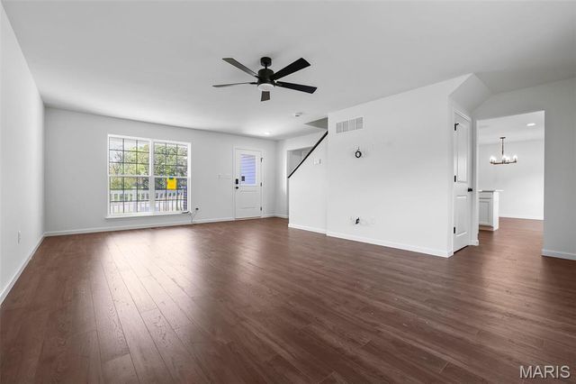 216 Noser Drive, Florissant, MO 63031