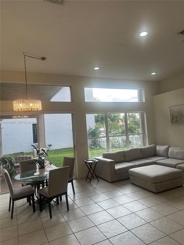 18571 SW 44th St, Miramar, FL 33029
