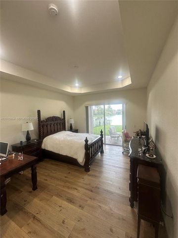 18571 SW 44th St, Miramar, FL 33029