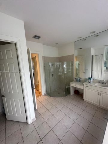 18571 SW 44th St, Miramar, FL 33029