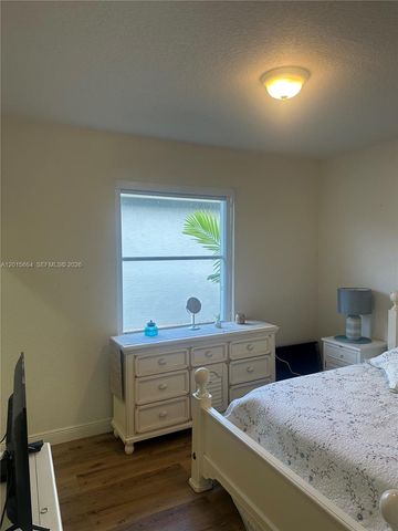 18571 SW 44th St, Miramar, FL 33029