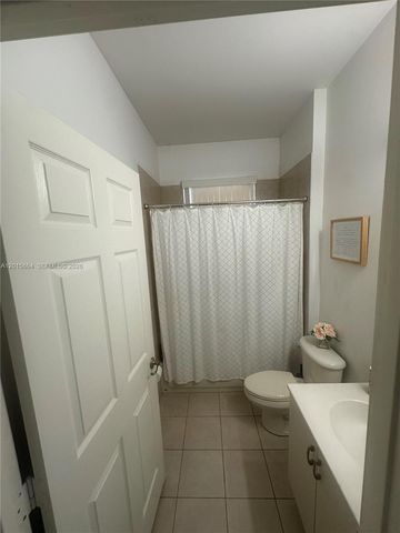 18571 SW 44th St, Miramar, FL 33029