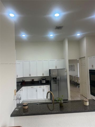 18571 SW 44th St, Miramar, FL 33029