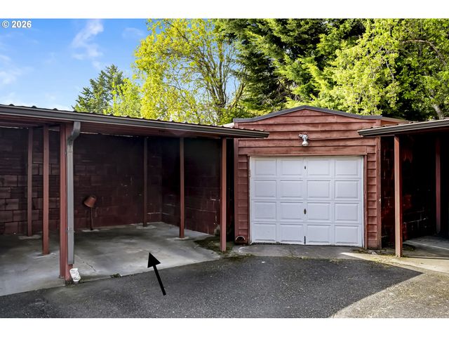 4353 Ne HALSEY St 4, Portland, OR 97213