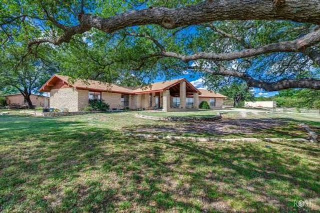 3054 Atkins Lane, Christoval, TX 76935