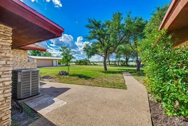 3054 Atkins Lane, Christoval, TX 76935