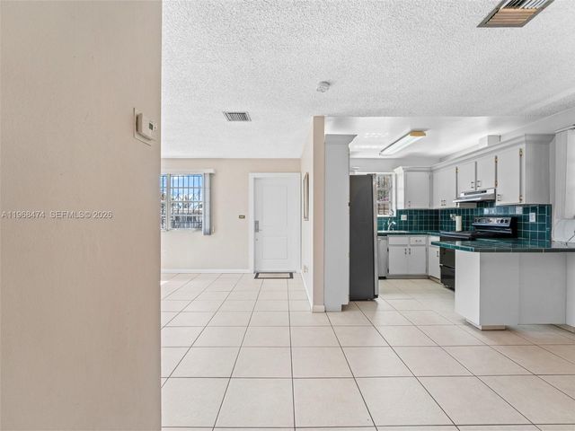 761 E 45th St, Hialeah, FL 33013