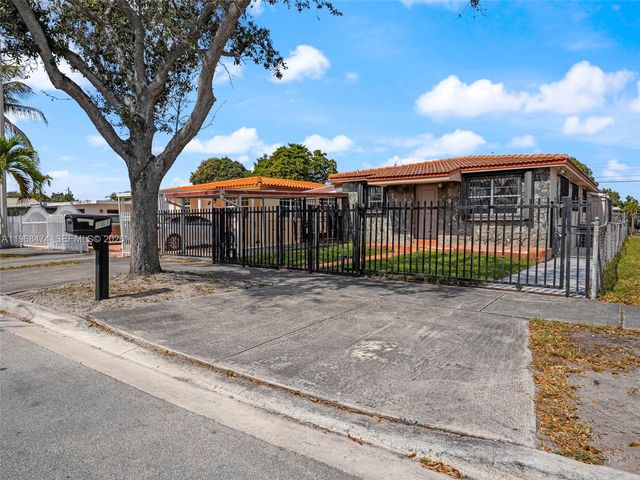 761 E 45th St, Hialeah, FL 33013