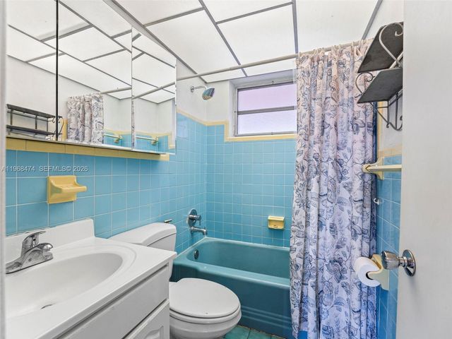 761 E 45th St, Hialeah, FL 33013