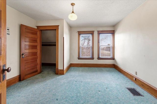 15550 County Road 20, Watertown, MN 55388