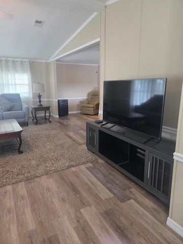 7356 SE Independence Avenue, Hobe Sound, FL 33455