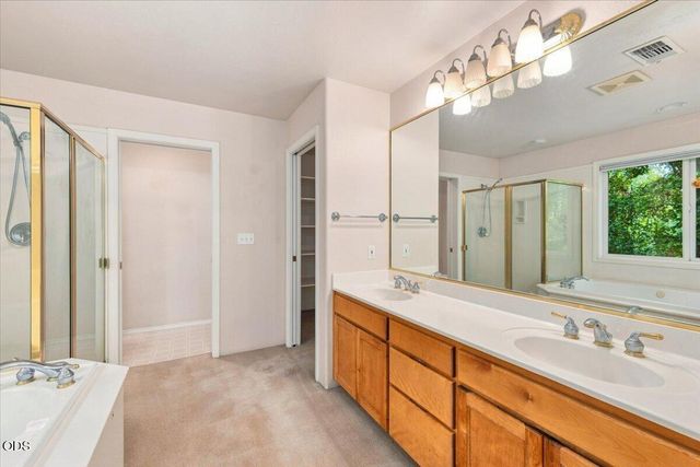 3436 Blue Blossom Drive, Medford, OR 97504