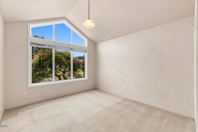 3436 Blue Blossom Drive, Medford, OR 97504