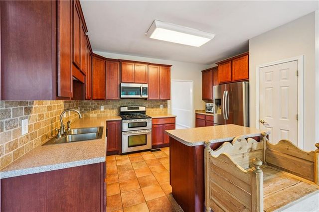 97 Lansing NW Drive, Kennesaw, GA 30144