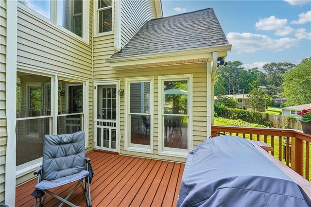 97 Lansing NW Drive, Kennesaw, GA 30144