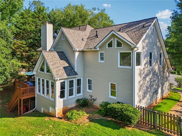 97 Lansing NW Drive, Kennesaw, GA 30144