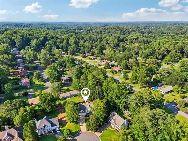 97 Lansing NW Drive, Kennesaw, GA 30144