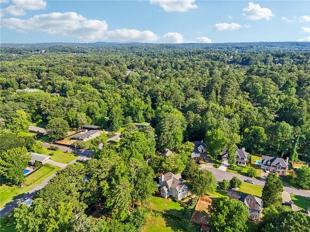 97 Lansing NW Drive, Kennesaw, GA 30144