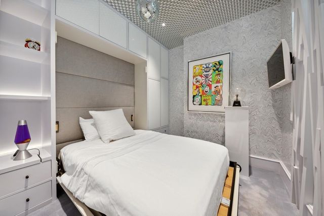 150 Bradley Place 906, Palm Beach, FL 33480