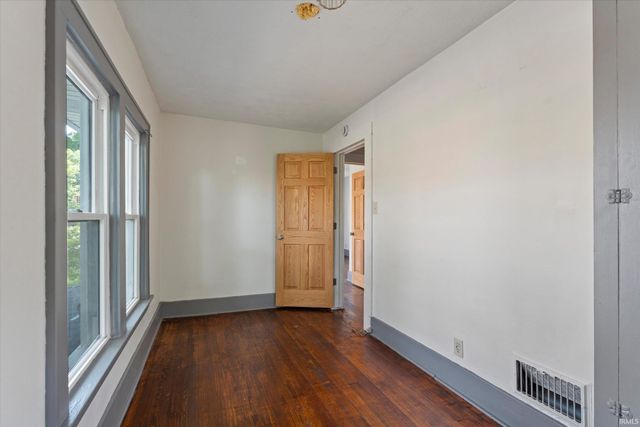 1022 E Colfax Avenue, South Bend, IN 46617