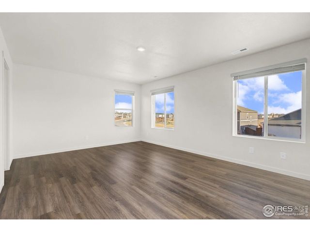 6054 Holstein Dr, Fort Collins, CO 80528