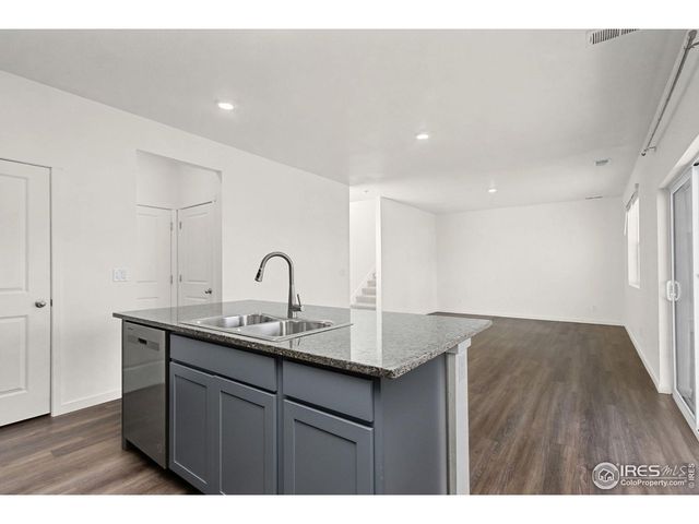 6054 Holstein Dr, Fort Collins, CO 80528