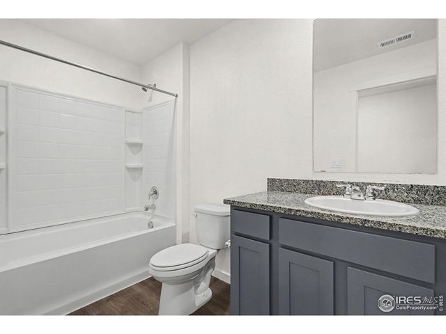 6054 Holstein Dr, Fort Collins, CO 80528